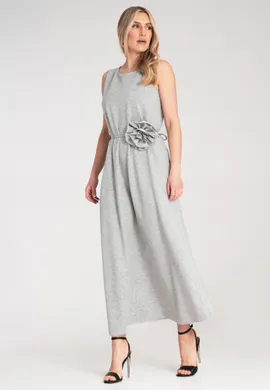 Elegancka sukienka bez rękawów - Sukienka z kwiatem - Szary sukienka M1191 r. Uniwersalny
